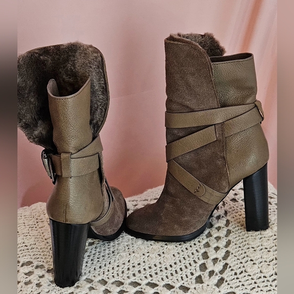 New ! Calvin Klein Taupe Leather and Fur Booties, size 7.5. - Picture 9 of 16